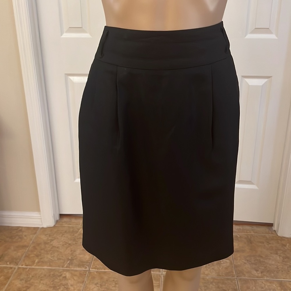 LOFT BLACK PENCIL SKIRT